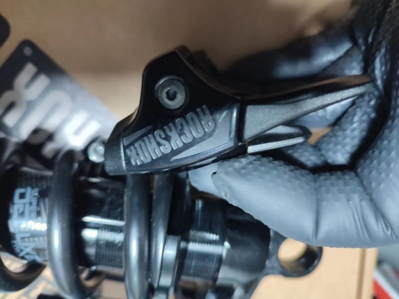 RockShox Super Deluxe Ultimate Coil RTR OneLoc Remote 230x65