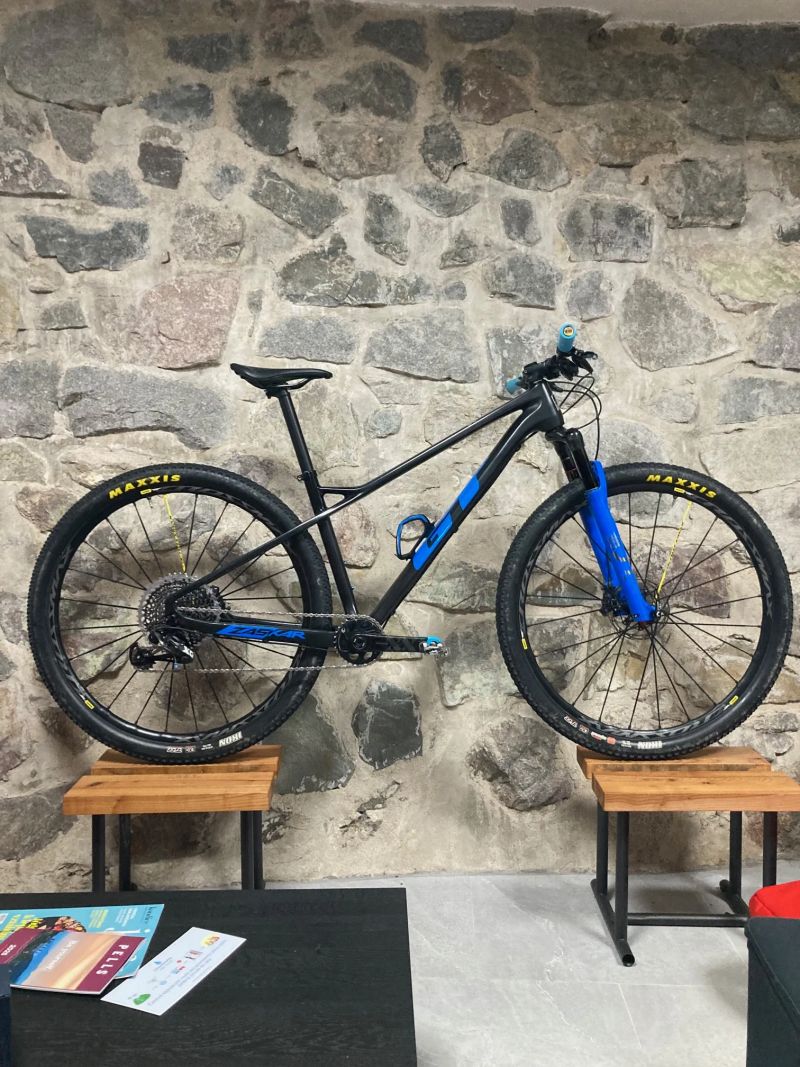 GT Zaskar carbon X01, SID ultimate, mavic crossmax