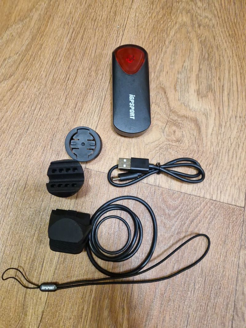 Prodám radar IGPSPORT SR30