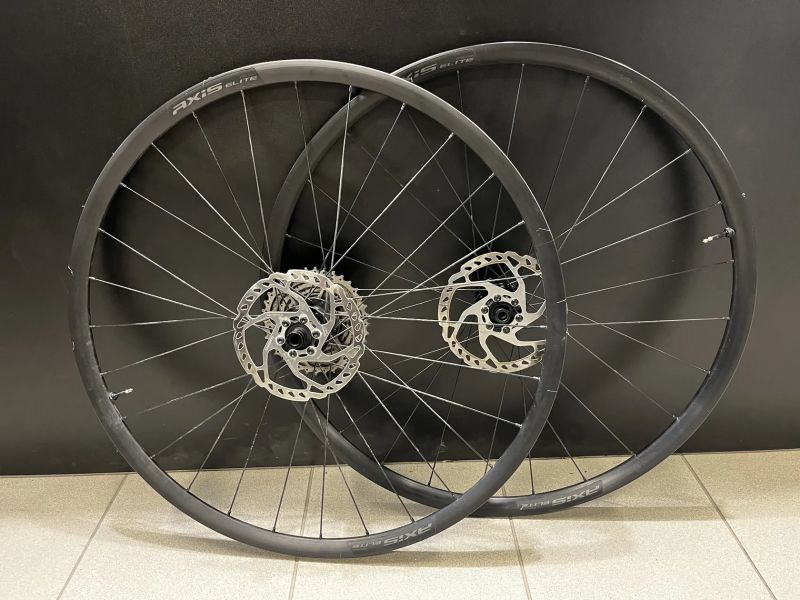 Specialized Axis Elite Disc