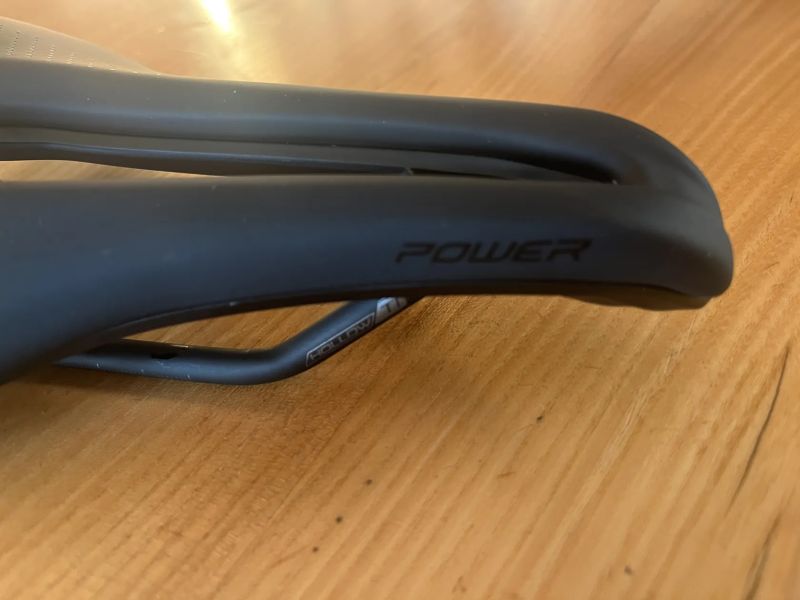 prodám sedlo Specialized POWER Expert 143 mm NOVÉ !!!!