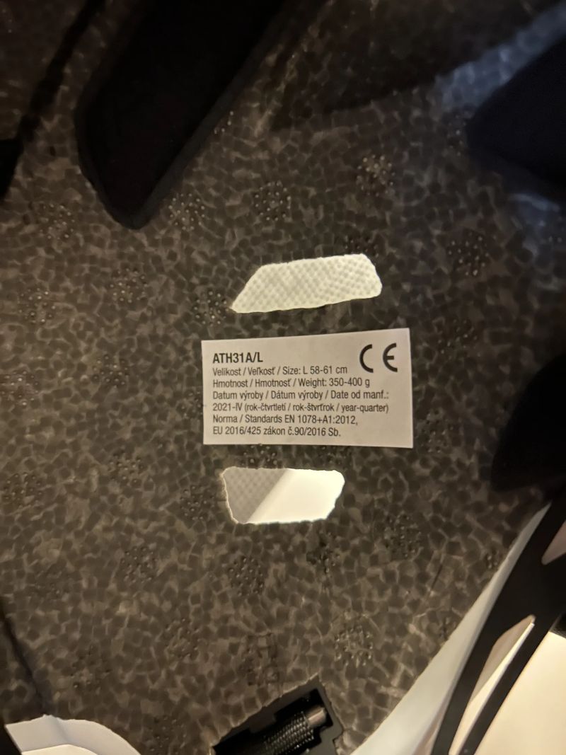 Trailová přilba R2 2.0