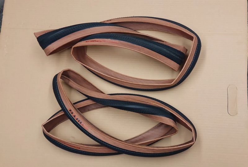 Plášť WTB Expanse 700x32(622x32) TCS Light/Fast Rolling černá/hnědá