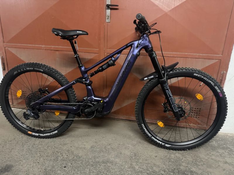 Celoodpruzene elektrokolo temer nove jen 60km najeto