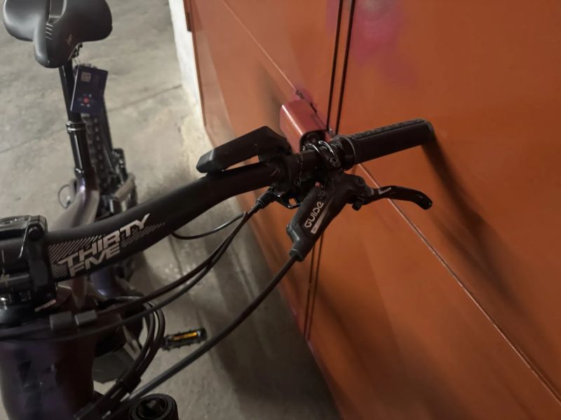 Celoodpruzene elektrokolo temer nove jen 60km najeto