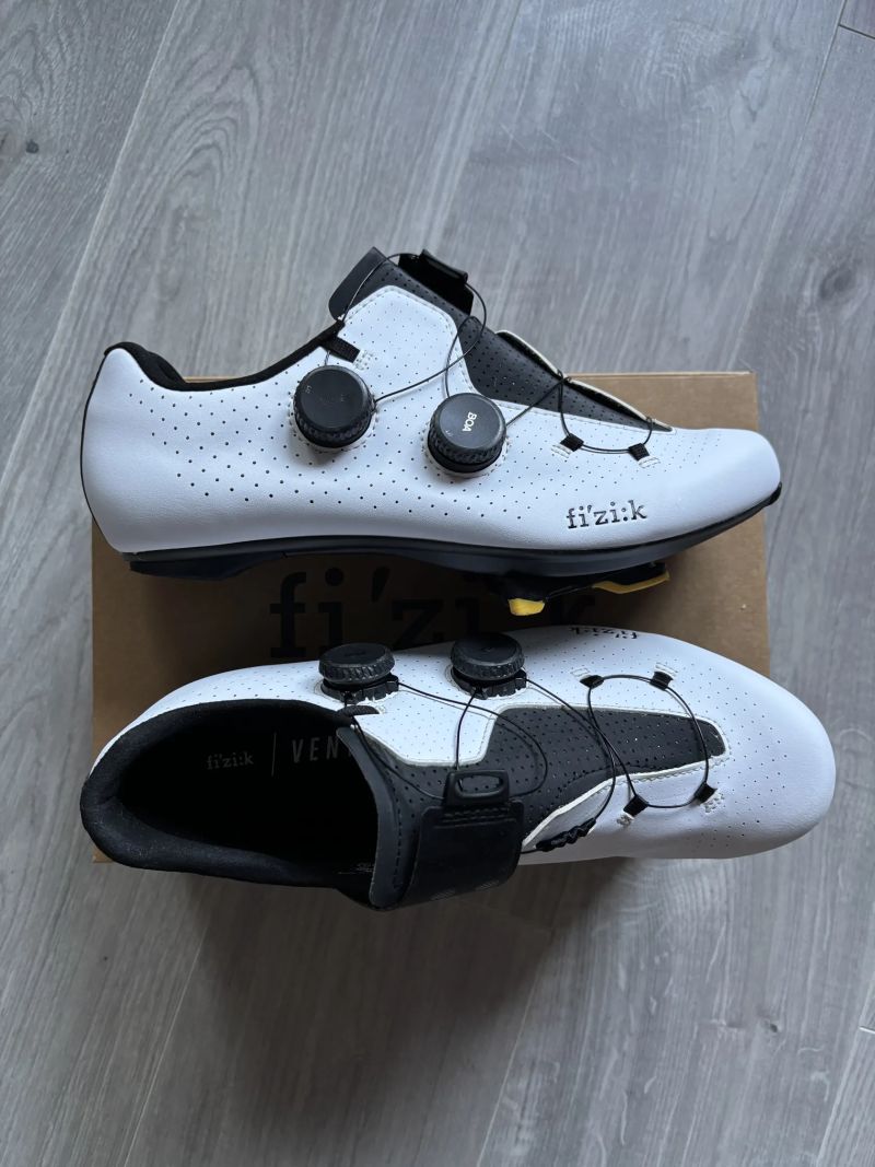 Silniční tretry Fizik Carbon vento 42,5