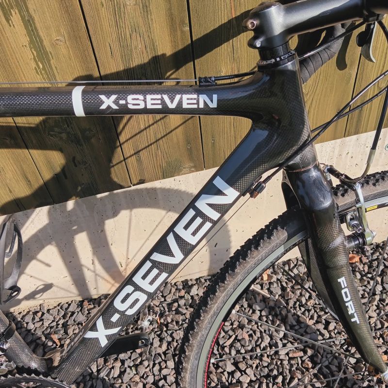 X-Seven cyklokrosové kolo