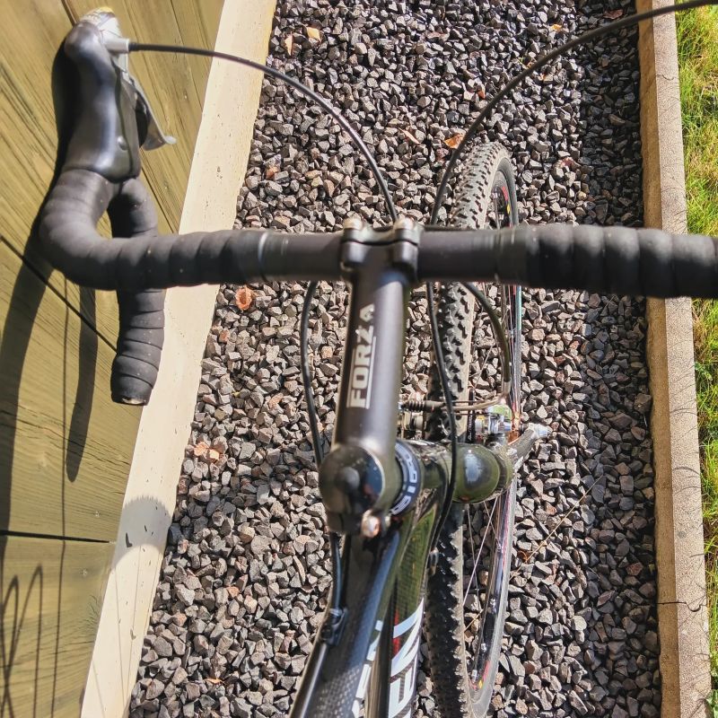 X-Seven cyklokrosové kolo