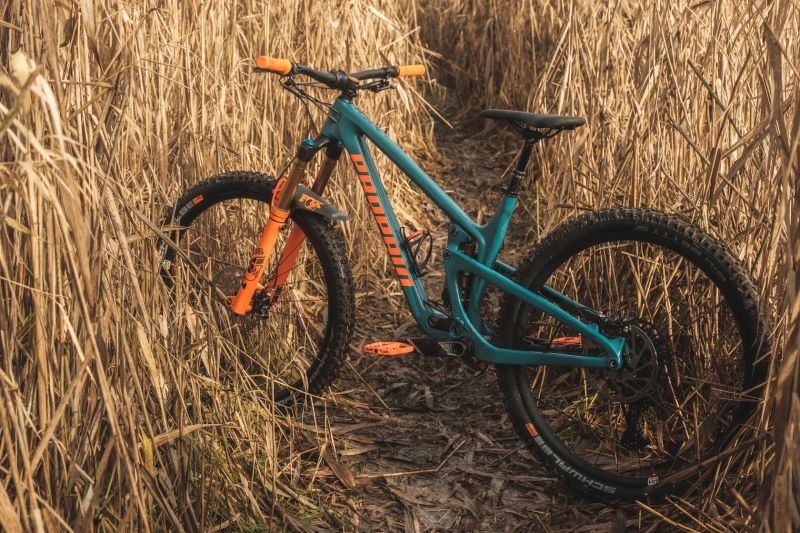 Propain HUGENE CF vel. M 