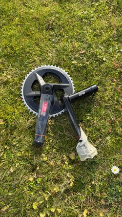 Predám Nové kľuky Sram Rival DUB 172.5mm 48/35z