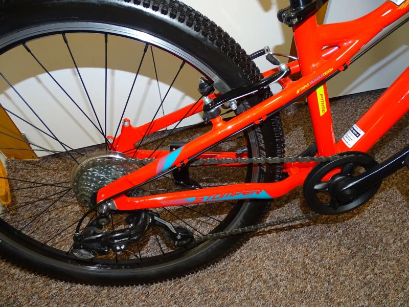 GT Stomper Prime 24" Jako Nové, Vhodné i jako dárek