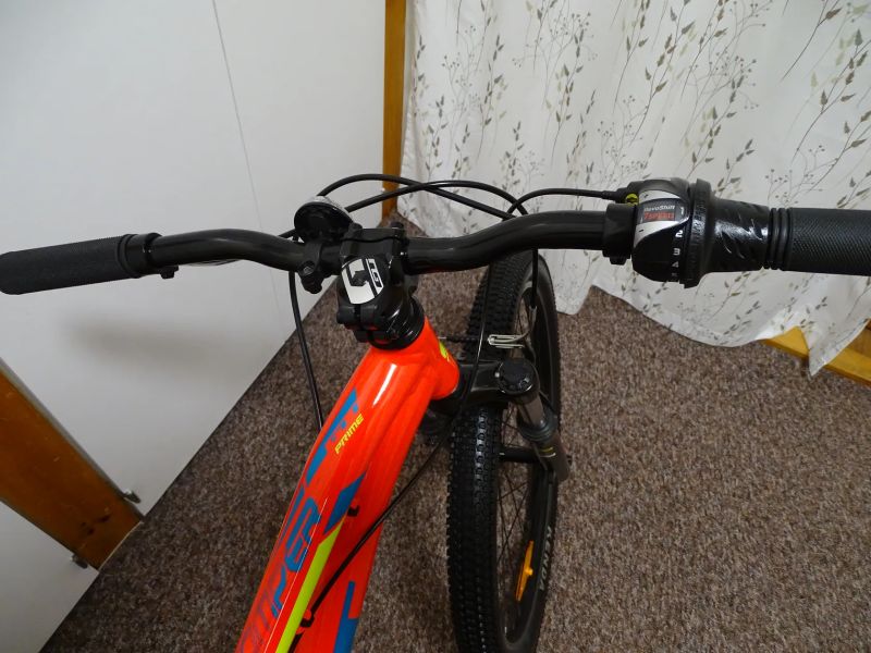 GT Stomper Prime 24" Jako Nové, Vhodné i jako dárek