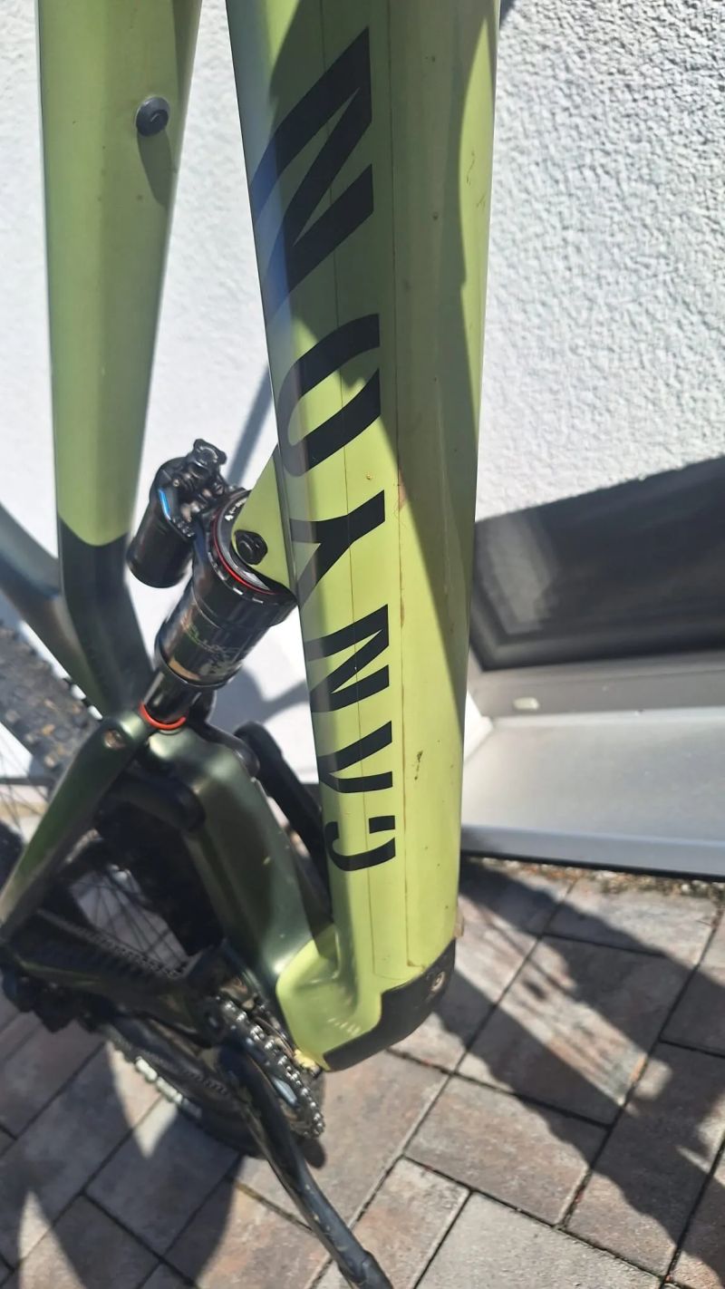 Canyon Spectral karbon CF9 