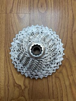 Prodám kazetu včetně ořechu