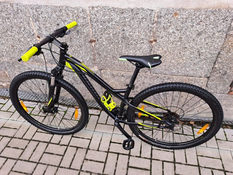 SPECIALIZED MYKA ELITE 29" ALIVIO 3x9/hydr.kotouče vel.S 