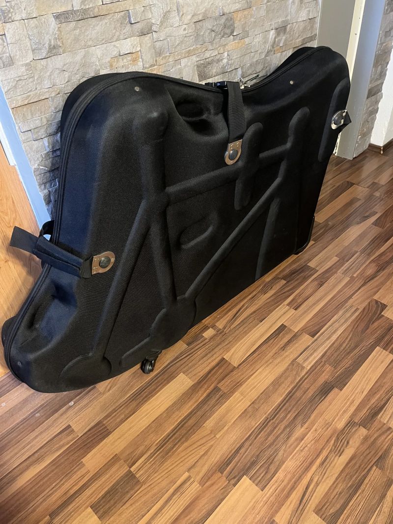 Kufr na kolo do letadla 