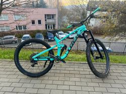 Trek Slash 8