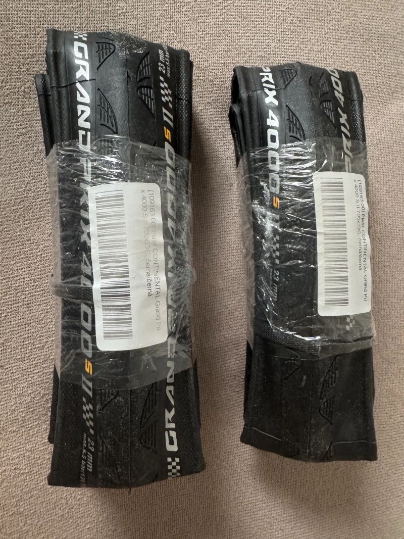 Prodám 2 ks silničních plášťů Continental GP 4000s 23 mm