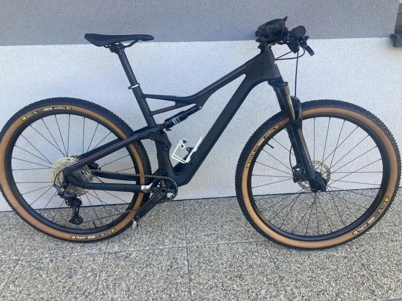 Prodám kolo na čínském rámu 