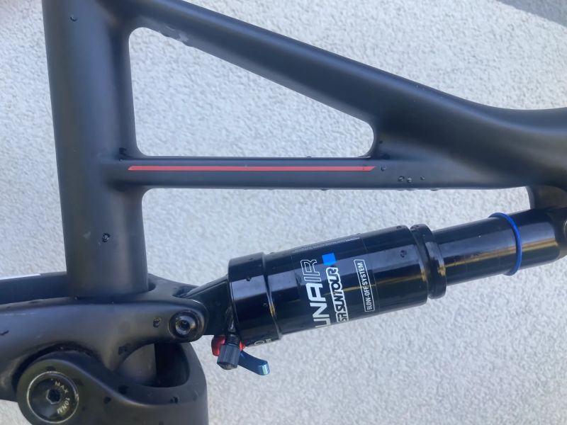 Prodám kolo na čínském rámu 