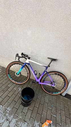 Megamo Silk Team (k předání v lednu 2026)