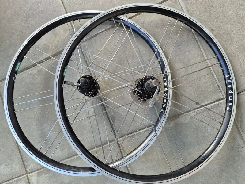 Kola Bayer Tempest 26"