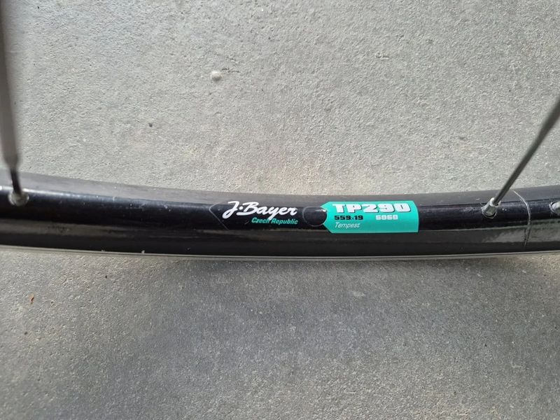 Kola Bayer Tempest 26"