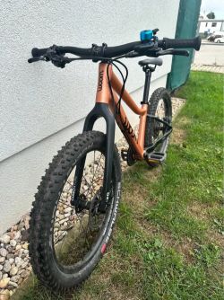 Woom Woom 4 (20") Copper (bronzová)