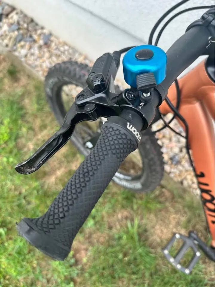 Woom Woom 4 (20") Copper (bronzová)