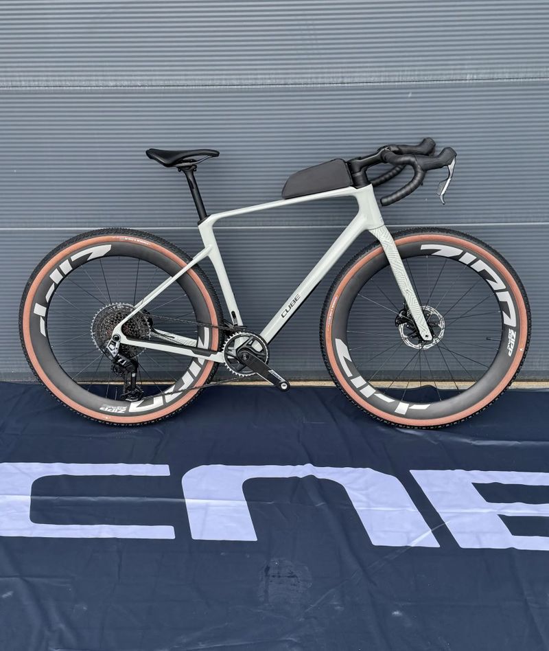 Cube Nueoad c62 Slx - M !!!specialni cena!!!