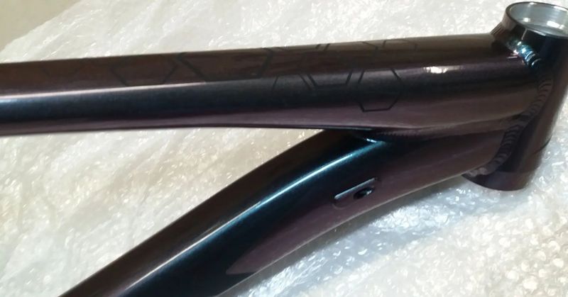 Rám 29" MRX TB25 chameleon lesk 19"