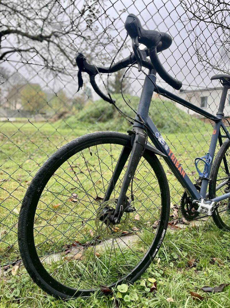 Silniční kolo Triban RC120