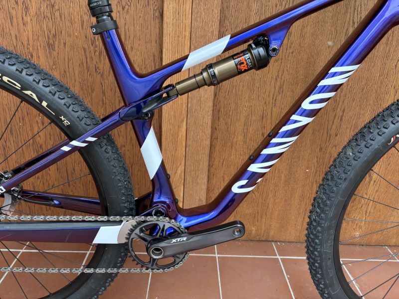 CANYON LUX CFR, vel. M - 455 mm - zakázková stavba - SHIMANO XTR 1 x 12 / FOX - mírně použité