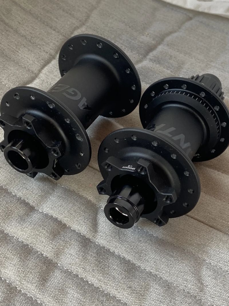 NOVÉ NÁBOJE BONTRAGER ELITE BOOST Microspline 28 děr 