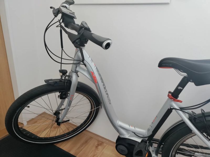 KTM Městské dámské elektrokolo