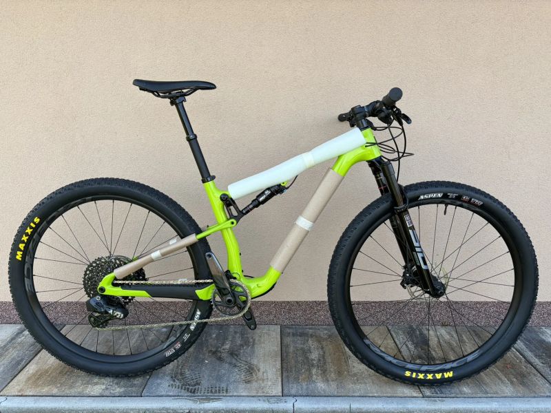Santa Cruz Blur CC AXS 2024