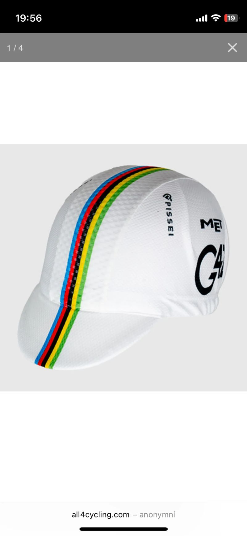 WC- rainbow kraťasy- Tadej Pogačar