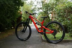 YT Industries Capra Lava red MK3