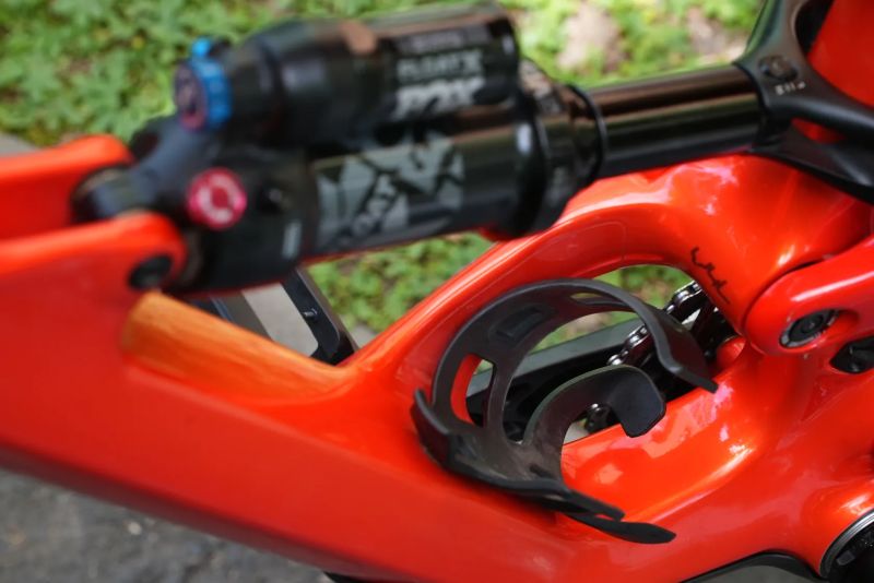 YT Industries Capra Lava red MK3