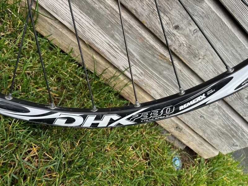 Zapletená kola na rychloupínák