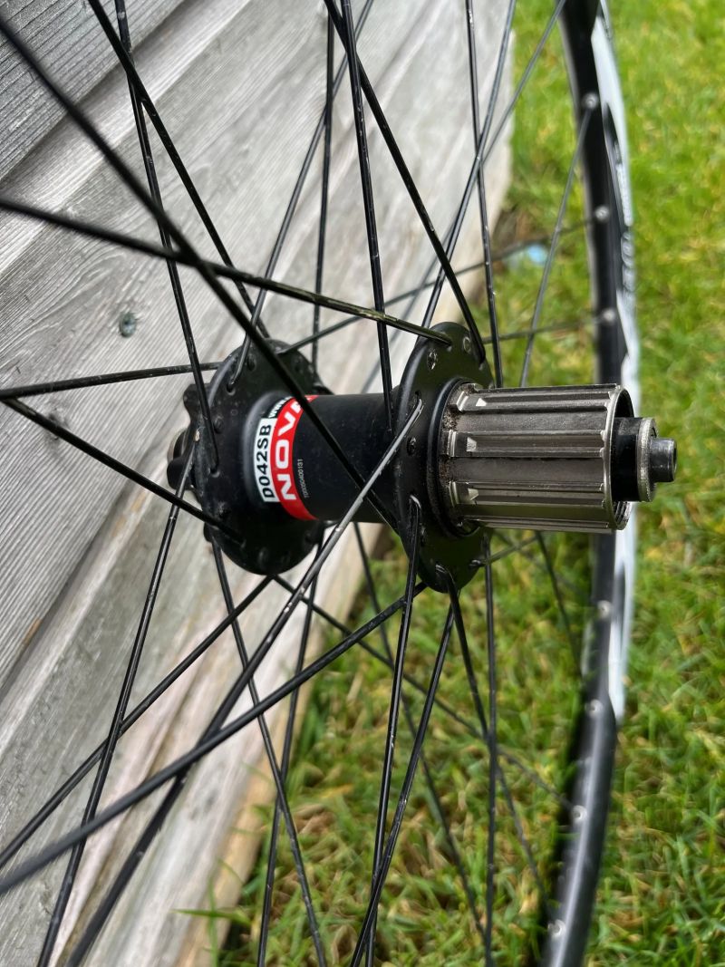 Zapletená kola na rychloupínák