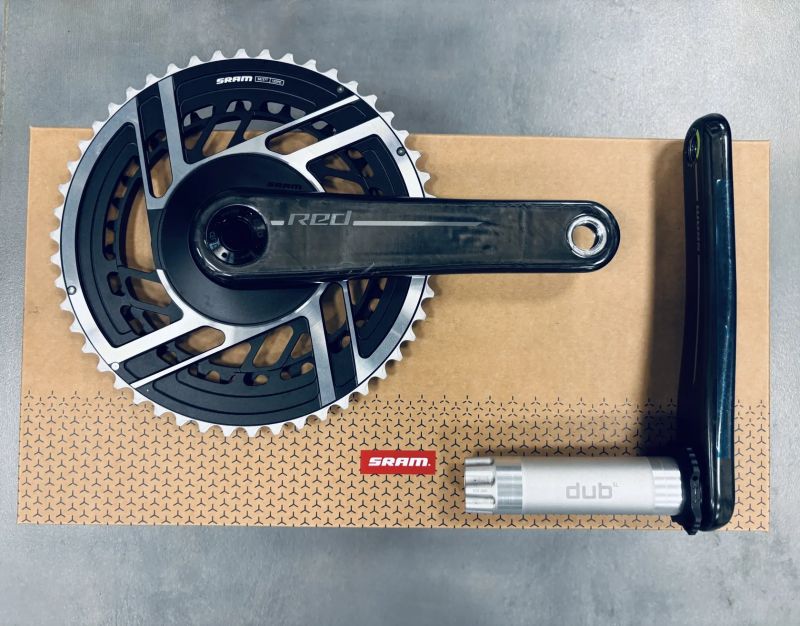 Špičkové silniční kliky Sram Red E1 DUB