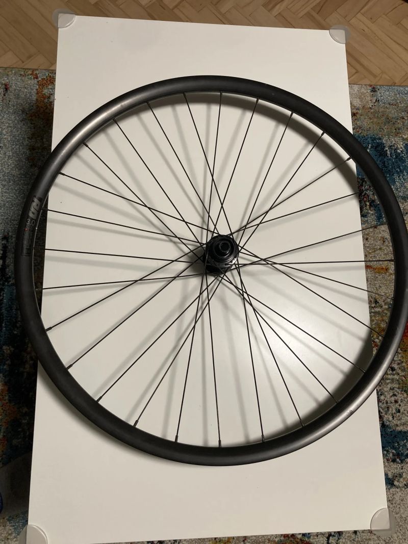 Různé díly z obchodu