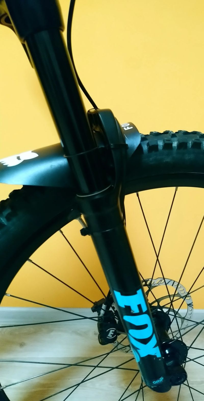 Cube Sting WS140, vel. S