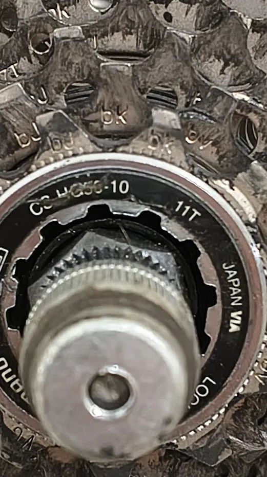 Elite Tuo & kolo s pláštěm a kazetou