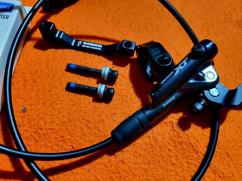 Nová Shimano Deore XT Br-M8120 IceTech + Adaptér 203mm