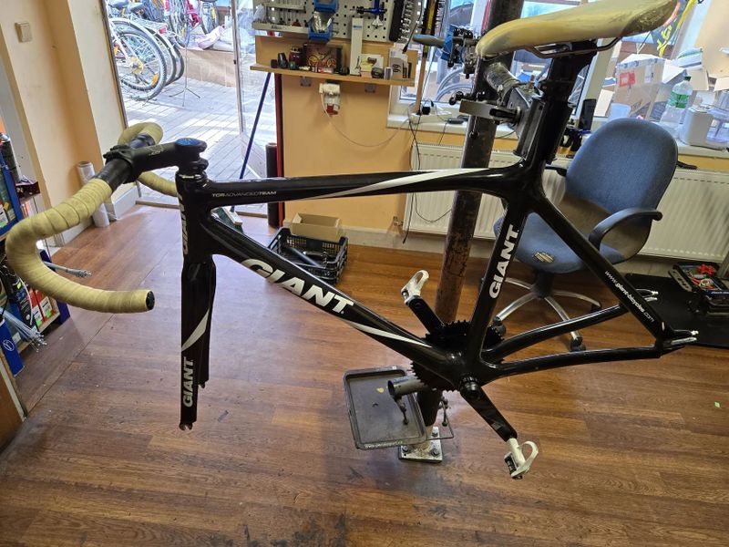 Giant TCR Advanced Team