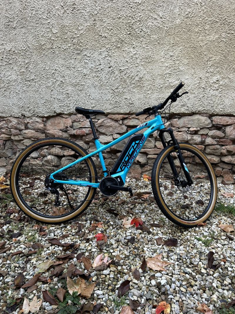 Rock Machine Catherine e70 – horské elektrokolo (Sport Drive, 1200 km, perfektní stav)