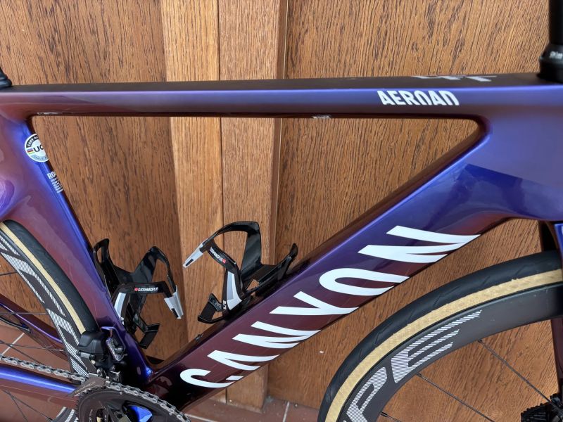 CANYON AEROAD CFR - vel. S - DURA-ACE di2 2x12 - mírně použité