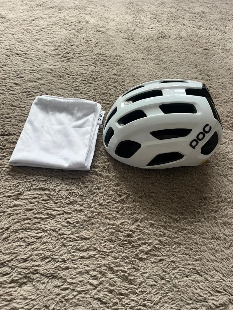 Cyklistická helma POC Ventral Air MIPS - hydrogen white/uranium black